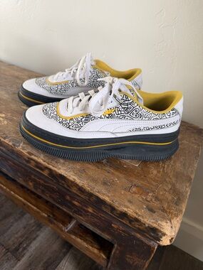 Puma White, Yellow & Black Mr Doodle Platform Sneakers size 38